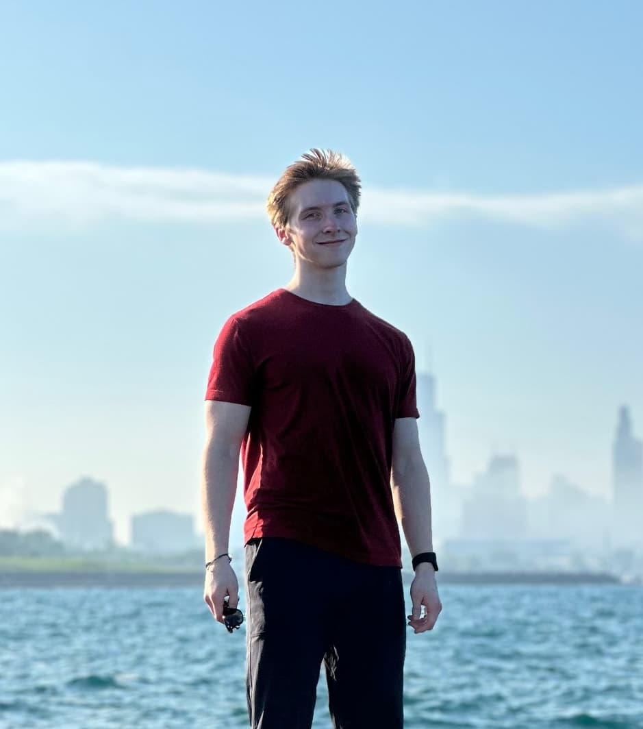 Lucas Ralph in Chicago